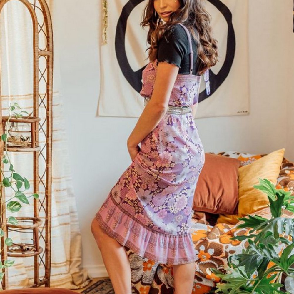 Melody Midi Dress in Wisteria w/Scrunchie, NLB